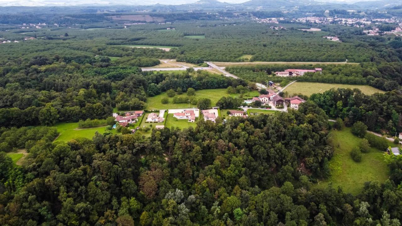 La Vallee Des Noyers Beaulieu  Eksteriør bilde